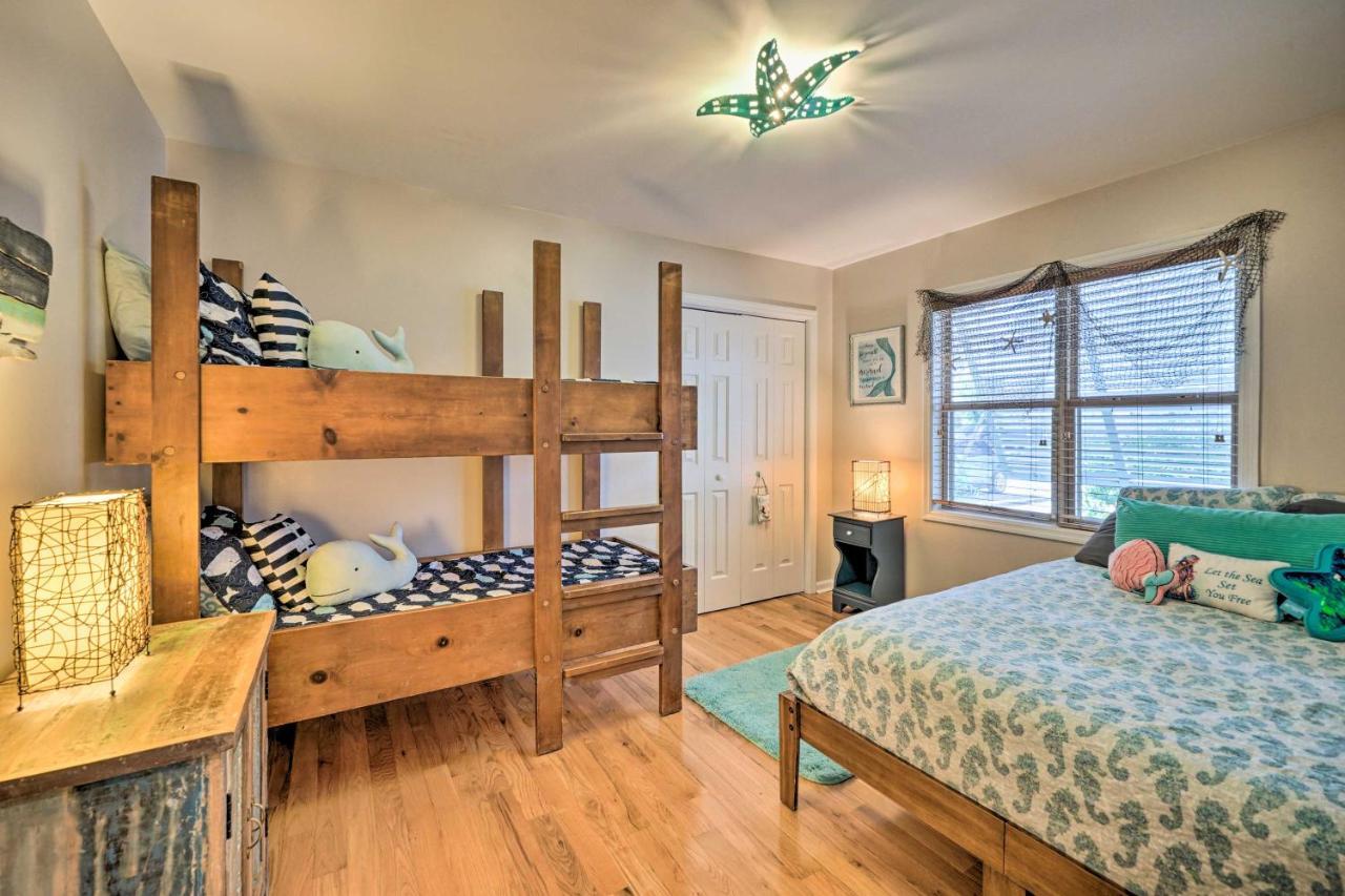 Coastal Hideaway About Half Mi To Beach And Boardwalk! Carolina Beach Esterno foto